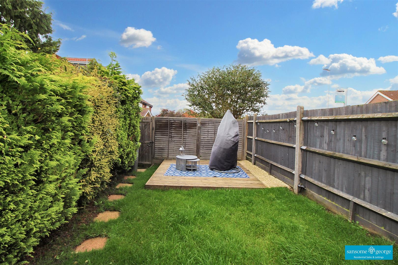 Warley Rise, Tilehurst, Reading